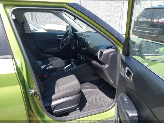 45086852 :رقم المزاد ، KMHRC8A35PU270328 vin ، 2023 Hyundai Venue Sel مزاد بيع