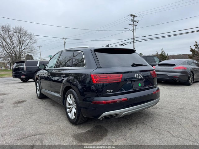 Продажа на аукционе авто 2017 Audi Q7 3.0t Premium, vin: WA1LAAF7XHD031470, номер лота: 45086859