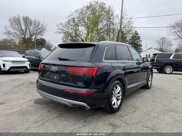 Продажа на аукционе авто 2017 Audi Q7 3.0t Premium, vin: WA1LAAF7XHD031470, номер лота: 45086859