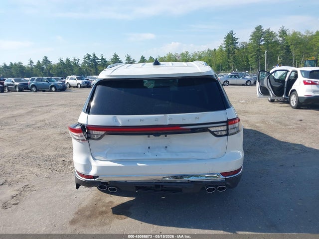 Lincoln Aviator Premiere 2025 5LM5J6XC1SGL33526 Image 17