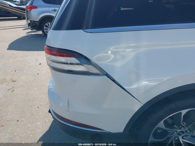 Lincoln Aviator Premiere 2025 5LM5J6XC1SGL33526 Image 19