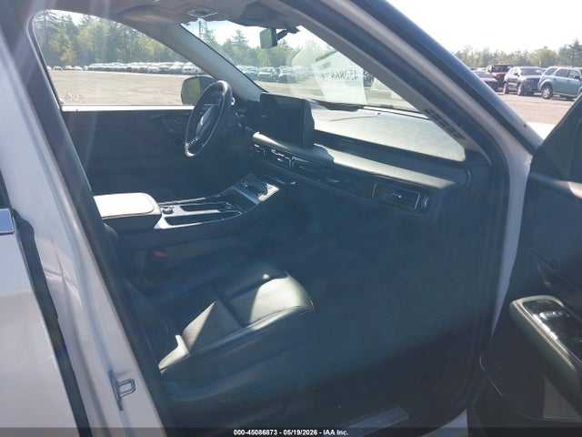 Lincoln Aviator Premiere 2025 5LM5J6XC1SGL33526 Image 5