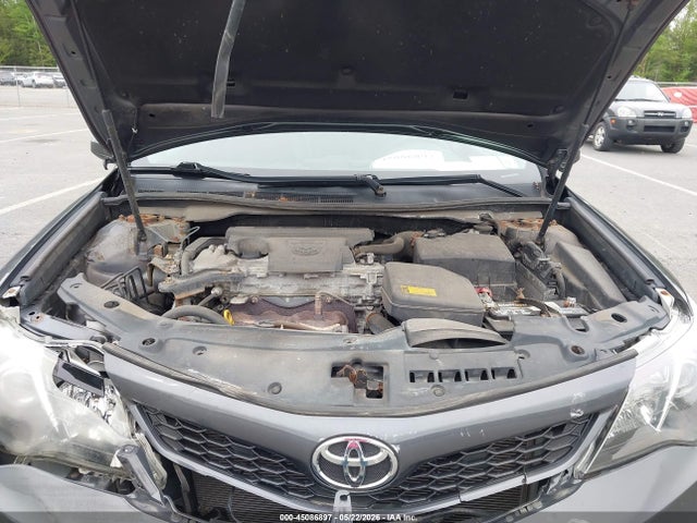 45086897 :رقم المزاد ، 4T1BF1FK0CU138572 vin ، 2012 Toyota Camry Se مزاد بيع