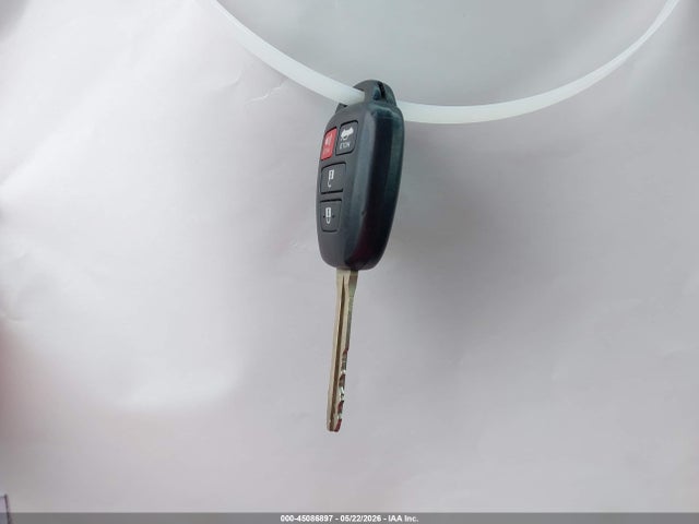45086897 :رقم المزاد ، 4T1BF1FK0CU138572 vin ، 2012 Toyota Camry Se مزاد بيع