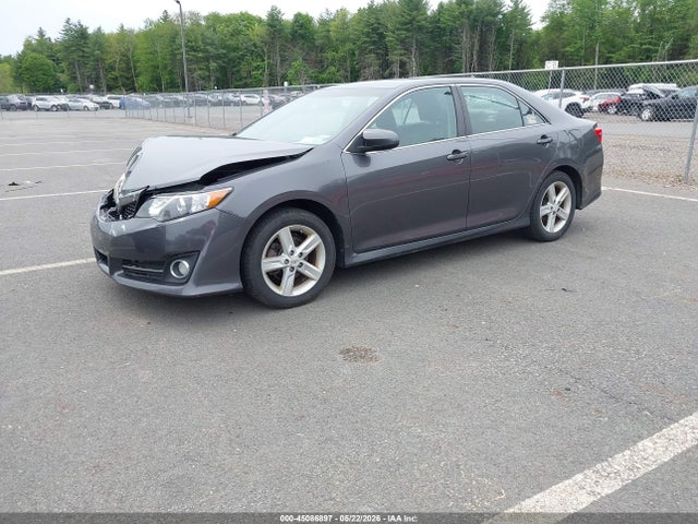 45086897 :رقم المزاد ، 4T1BF1FK0CU138572 vin ، 2012 Toyota Camry Se مزاد بيع