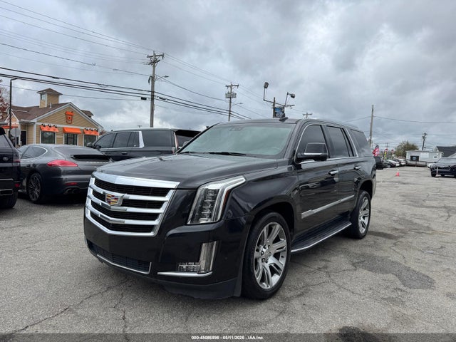 45086898 :رقم المزاد ، 1GYS4BKJ4KR364476 vin ، 2019 Cadillac Escalade Luxury مزاد بيع