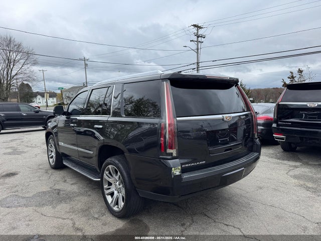45086898 :رقم المزاد ، 1GYS4BKJ4KR364476 vin ، 2019 Cadillac Escalade Luxury مزاد بيع