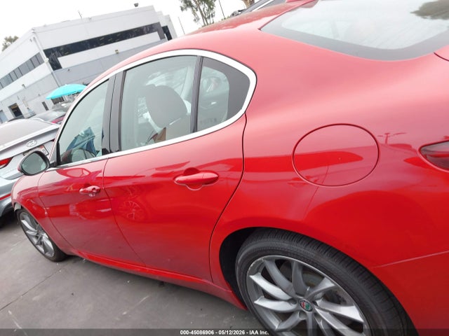 45086906 :رقم المزاد ، ZARFAECN2H7540258 vin ، 2017 Alfa Romeo Giulia Ti Rwd مزاد بيع