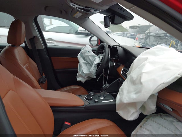 45086906 :رقم المزاد ، ZARFAECN2H7540258 vin ، 2017 Alfa Romeo Giulia Ti Rwd مزاد بيع