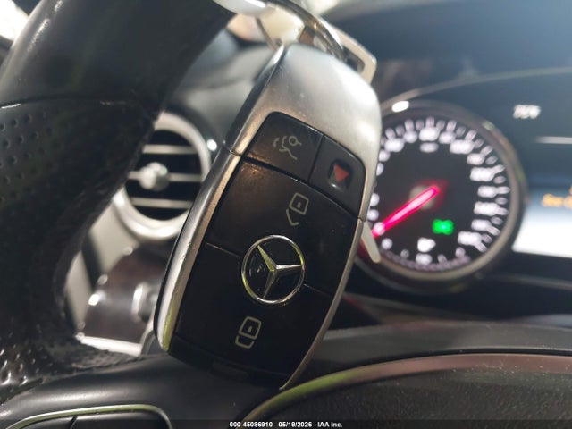 2017 Mercedes-benz E 300 4matic მანქანა იყიდება აუქციონზე, vin: WDDZF4KB7HA105576, აუქციონის ნომერი: 45086910