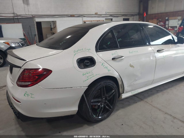 2017 Mercedes-benz E 300 4matic მანქანა იყიდება აუქციონზე, vin: WDDZF4KB7HA105576, აუქციონის ნომერი: 45086910