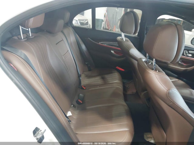 2017 Mercedes-benz E 300 4matic მანქანა იყიდება აუქციონზე, vin: WDDZF4KB7HA105576, აუქციონის ნომერი: 45086910
