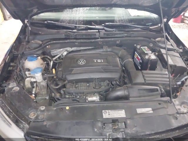 2015 Volkswagen Jetta 1.8t Se მანქანა იყიდება აუქციონზე, vin: 3VWD17AJ8FM269879, აუქციონის ნომერი: 45086914