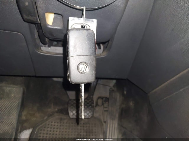 2015 Volkswagen Jetta 1.8t Se მანქანა იყიდება აუქციონზე, vin: 3VWD17AJ8FM269879, აუქციონის ნომერი: 45086914