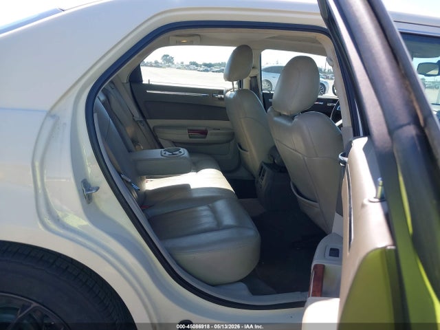 Продажа на аукционе авто 2008 Chrysler 300c Hemi, vin: 2C3LA63H48H233888, номер лота: 45086918