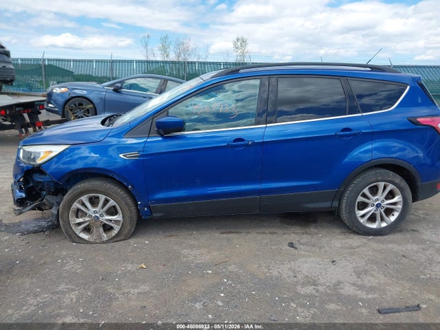 45086933 :رقم المزاد ، 1FMCU9GD5JUA73840 vin ، 2018 Ford Escape Se مزاد بيع