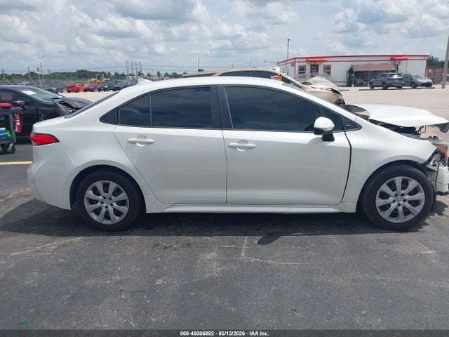 Продаж на аукціоні авто 2020 Toyota Corolla Le, vin: 5YFEPRAE0LP042226, номер лоту: 45086992