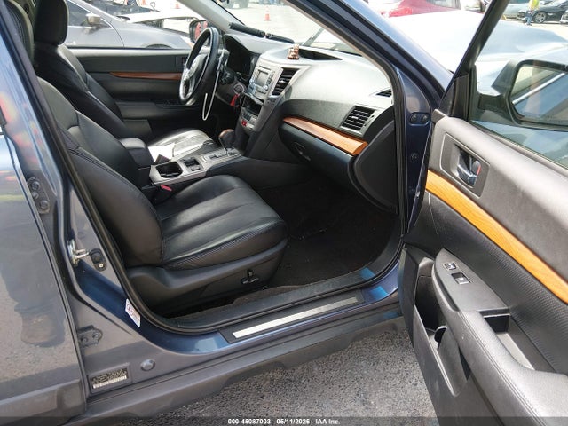45087003 :رقم المزاد ، 4S4BRBKC5E3261885 vin ، 2014 Subaru Outback 2.5i Limited مزاد بيع
