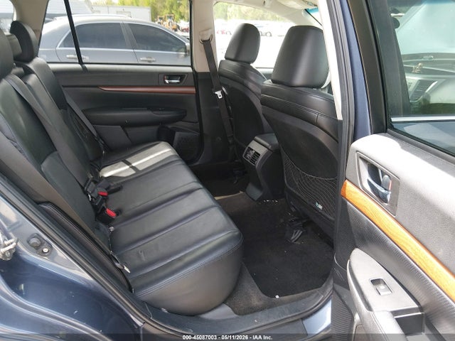 45087003 :رقم المزاد ، 4S4BRBKC5E3261885 vin ، 2014 Subaru Outback 2.5i Limited مزاد بيع