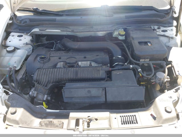 Продажа на аукционе авто 2012 Volvo C70 T5/t5 Platinum/t5 Premier Plus, vin: YV1672MC4CJ131589, номер лота: 45087059