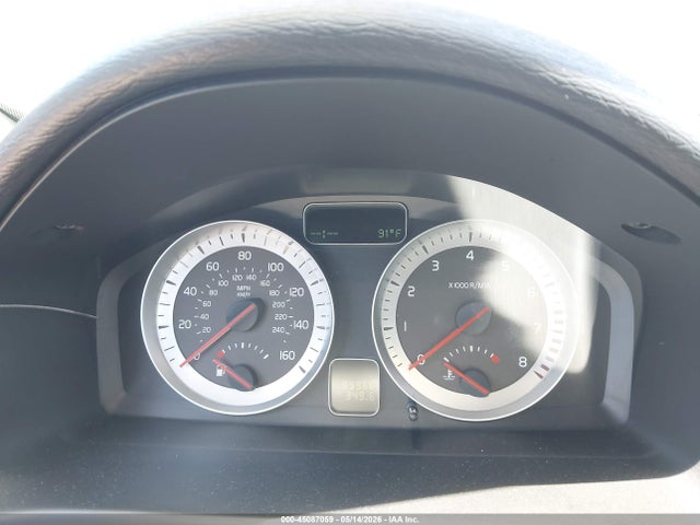 Продажа на аукционе авто 2012 Volvo C70 T5/t5 Platinum/t5 Premier Plus, vin: YV1672MC4CJ131589, номер лота: 45087059