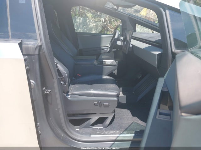 Продажа на аукционе авто 2024 Tesla Cybertruck Cyberbeast, vin: 7G2CEHEE7RA032602, номер лота: 45087078