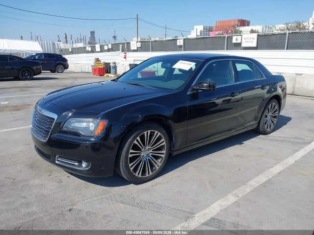 2014 Chrysler 300 300s მანქანა იყიდება აუქციონზე, vin: 2C3CCABG2EH118482, აუქციონის ნომერი: 45087088