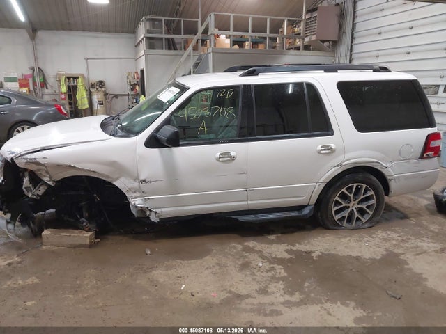2016 Ford Expedition Xlt მანქანა იყიდება აუქციონზე, vin: 1FMJU1HT2GEF25728, აუქციონის ნომერი: 45087108