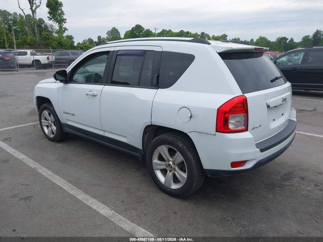 2013 Jeep Compass Latitude მანქანა იყიდება აუქციონზე, vin: 1C4NJDEBXDD164312, აუქციონის ნომერი: 45087109