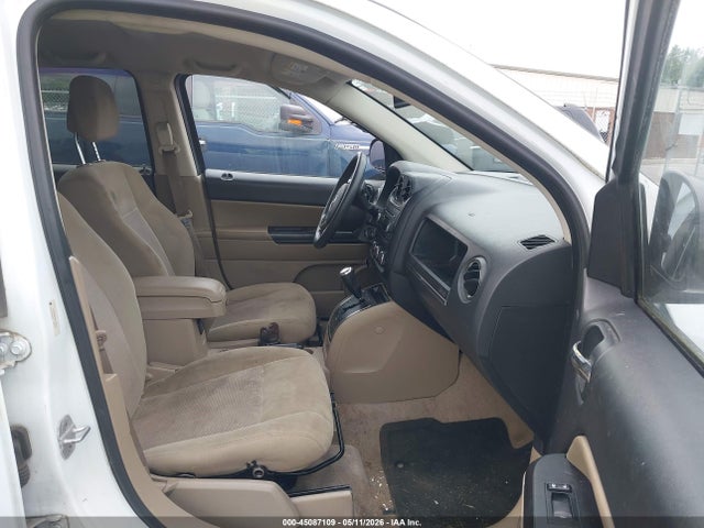 2013 Jeep Compass Latitude მანქანა იყიდება აუქციონზე, vin: 1C4NJDEBXDD164312, აუქციონის ნომერი: 45087109