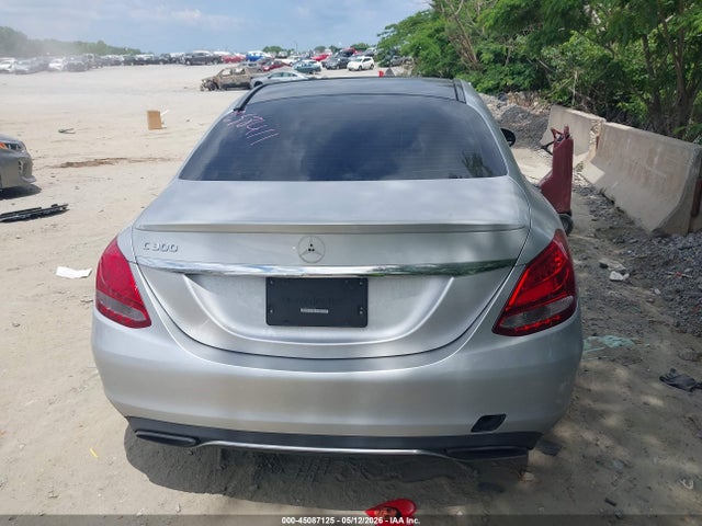 45087125 :رقم المزاد ، 55SWF4JB2JU258411 vin ، 2018 Mercedes-benz C 300 مزاد بيع