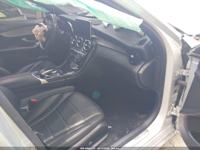45087125 :رقم المزاد ، 55SWF4JB2JU258411 vin ، 2018 Mercedes-benz C 300 مزاد بيع
