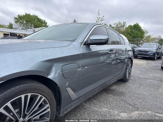45087128 :رقم المزاد ، WBAJB1C56JB374403 vin ، 2018 Bmw 530e Xdrive Iperformance مزاد بيع