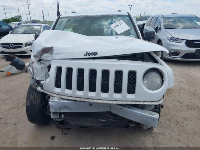 1C4NJPBAXED893182 Jeep Patriot Altitude