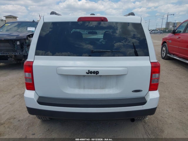 1C4NJPBAXED893182 Jeep Patriot Altitude