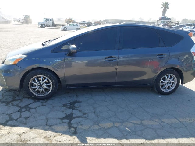 45087169 :رقم المزاد ، JTDZN3EU7E3295934 vin ، 2014 Toyota Prius V Two مزاد بيع