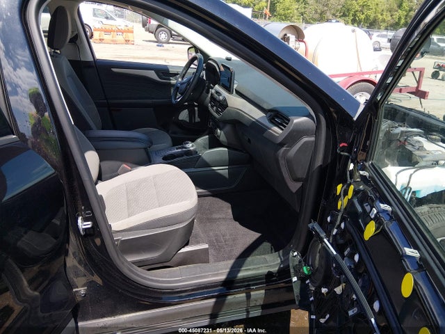Продаж на аукціоні авто 2022 Ford Escape Se, vin: 1FMCU9G62NUB90900, номер лоту: 45087231