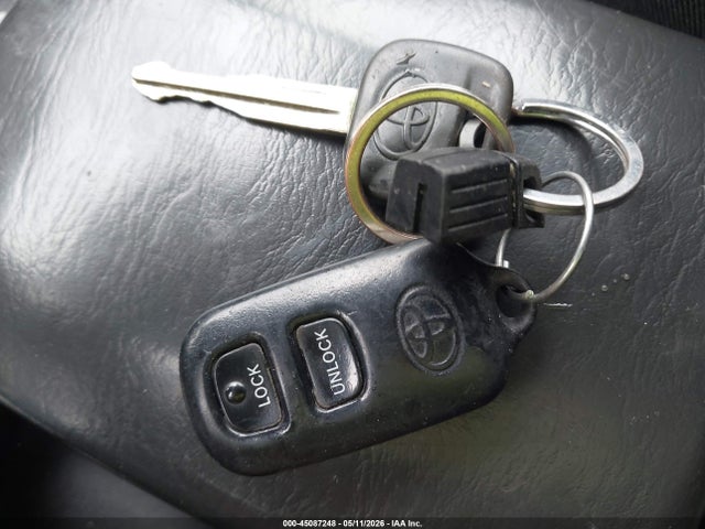 2004 Toyota Rav4 მანქანა იყიდება აუქციონზე, vin: JTEHD20V246005469, აუქციონის ნომერი: 45087248