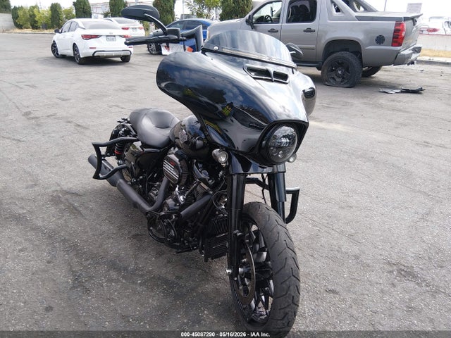 Harley-Davidson FLHXS 2023 1HD1KRP16PB609236 Image 1