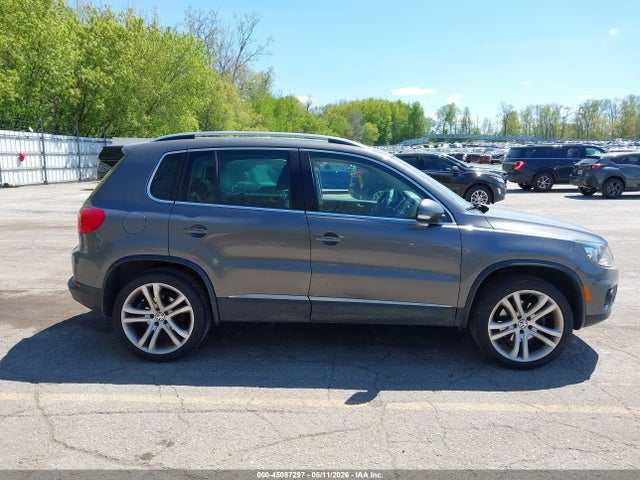 Auction sale of the 2016 Volkswagen Tiguan Sel, vin: WVGBV7AX1GW530012, lot number: 45087297