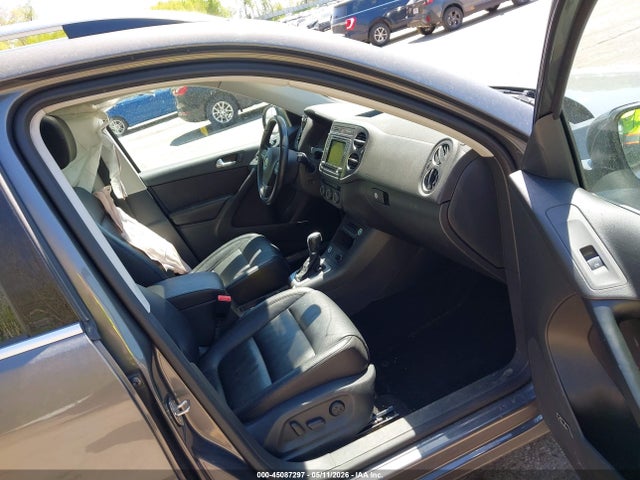 Auction sale of the 2016 Volkswagen Tiguan Sel, vin: WVGBV7AX1GW530012, lot number: 45087297