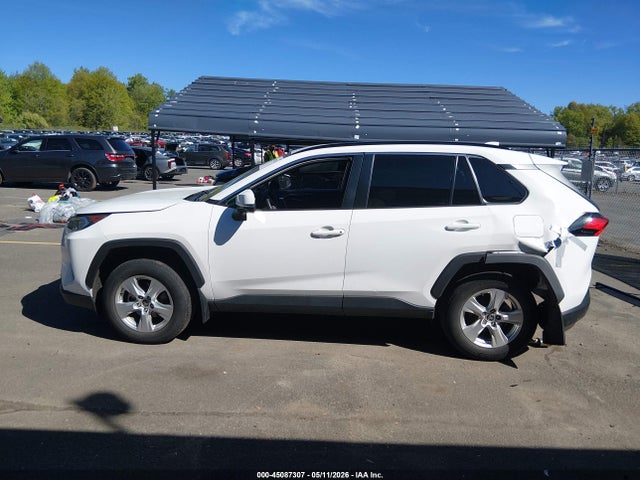 45087307 :رقم المزاد ، 2T3P1RFV5MW199681 vin ، 2021 Toyota Rav4 Xle مزاد بيع