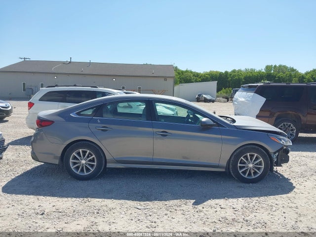Продажа на аукционе авто 2018 Hyundai Sonata Se, vin: 5NPE24AF6JH713497, номер лота: 45087324