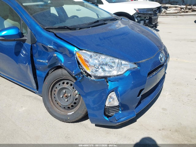 45087375 :رقم المزاد ، JTDKDTB35D1535153 vin ، 2013 Toyota Prius C One مزاد بيع