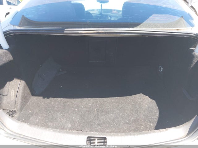 45087403 :رقم المزاد ، W04GN5EC1B1072526 vin ، 2011 Buick Regal Cxl Russelsheim مزاد بيع
