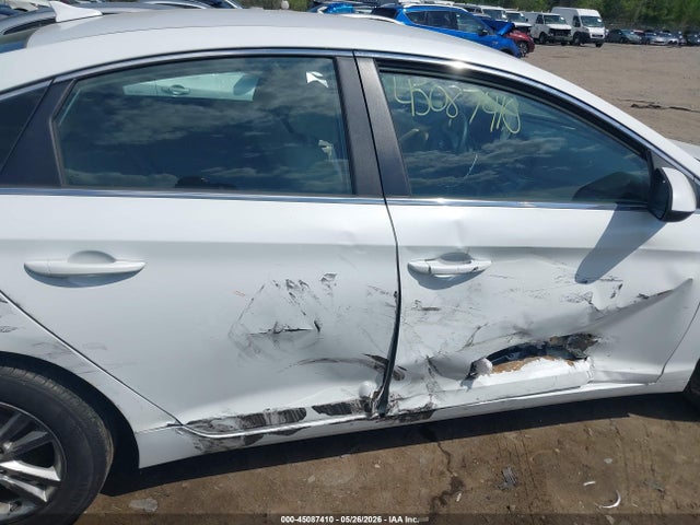 Hyundai SONATA SE 2015 5NPE24AF9FH211509 Image 6