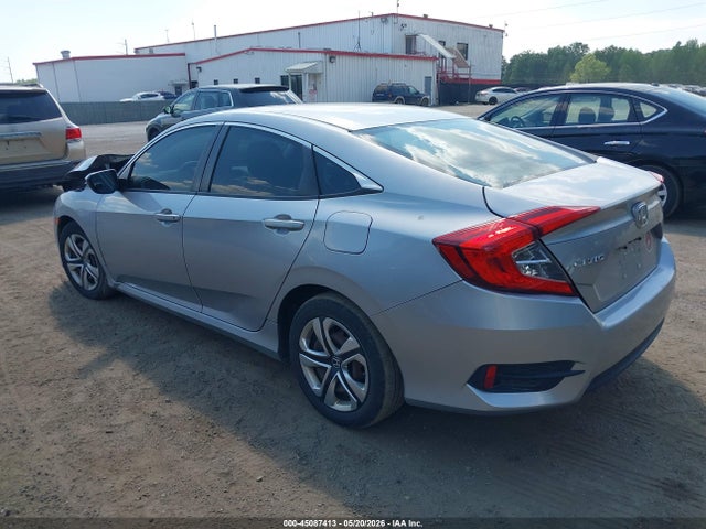 45087413 :رقم المزاد ، 19XFC2F58GE206751 vin ، 2016 Honda Civic Lx مزاد بيع