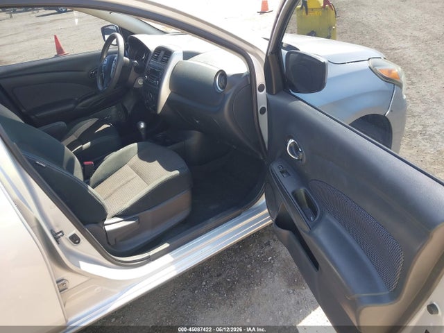 3N1CN7AP3GL848652 Nissan Versa 1.6 Sv