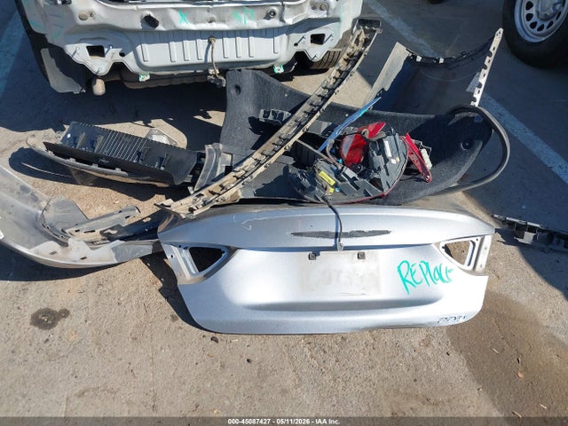 Aukcja sprzedaży 2015 Chrysler 200 Limited, vin: 1C3CCCAB3FN747727, numer aukcji: 45087427