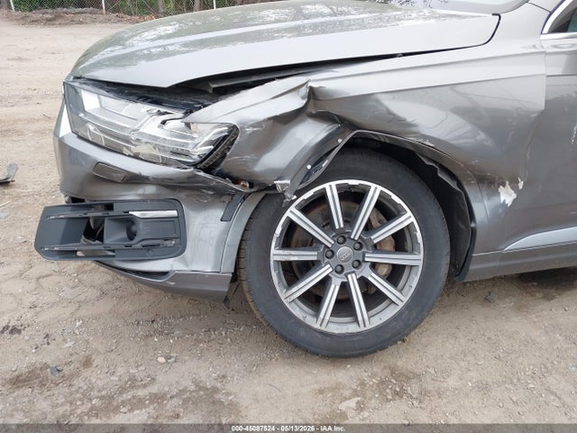 Продаж на аукціоні авто 2017 Audi Q7 3.0t Premium, vin: WA1VAAF74HD053697, номер лоту: 45087524